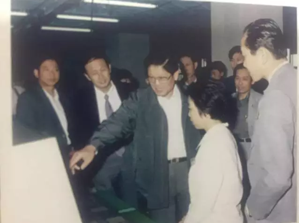 原国务委员李铁映参观西仪集团 原国务委员李铁映参观西仪集团